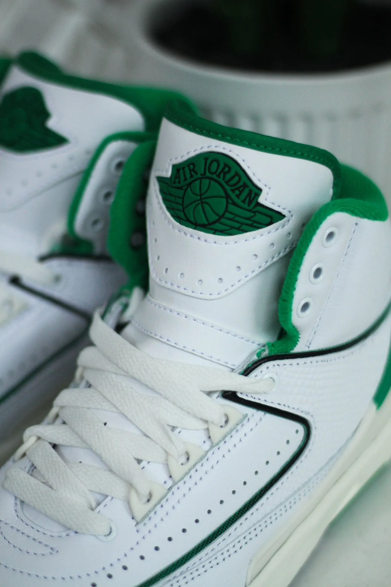 AIR JORDAN 2 RETRO (GS) "LUCKY GREEN"