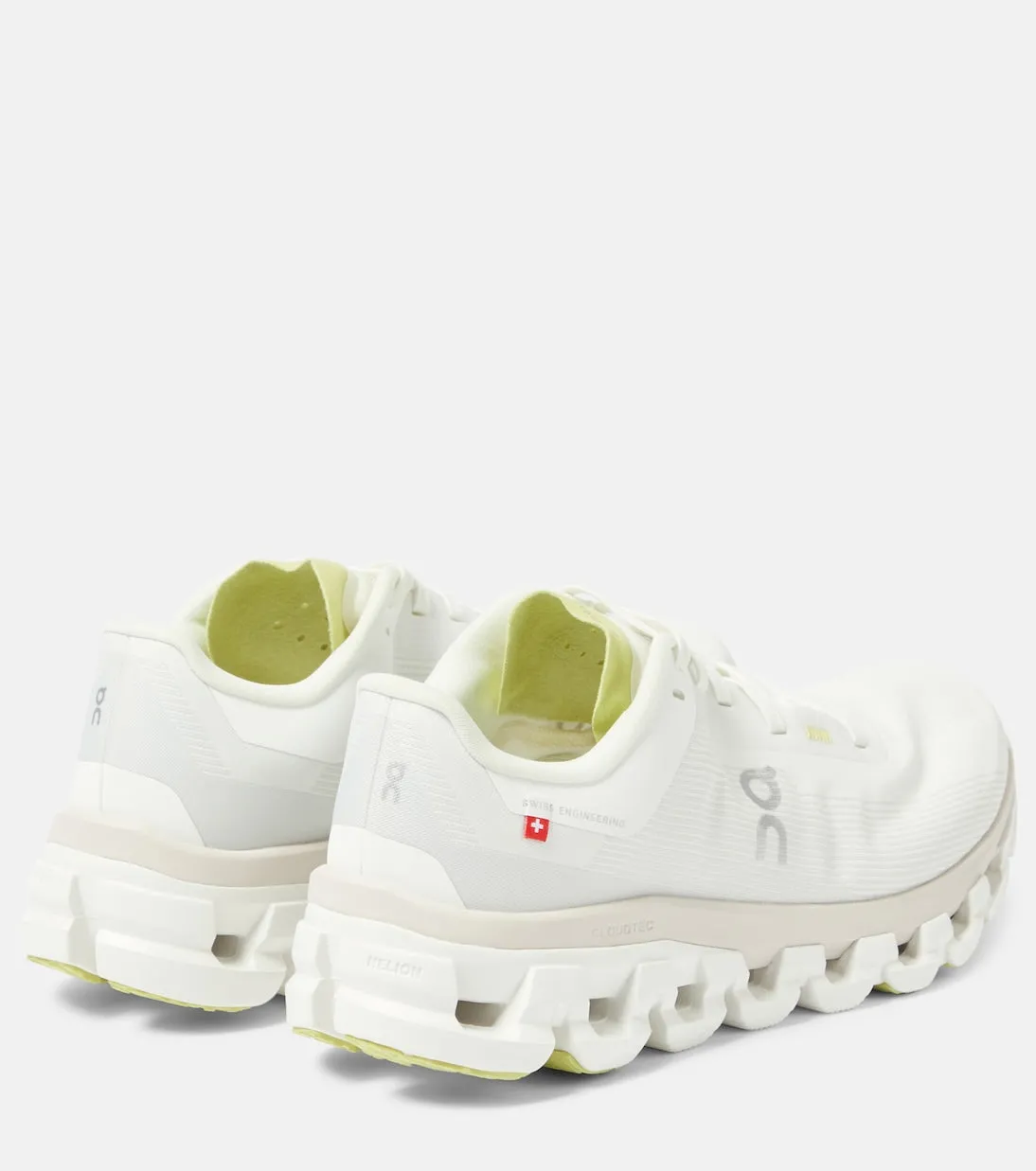 Cloudflow 4 On sneakers, white