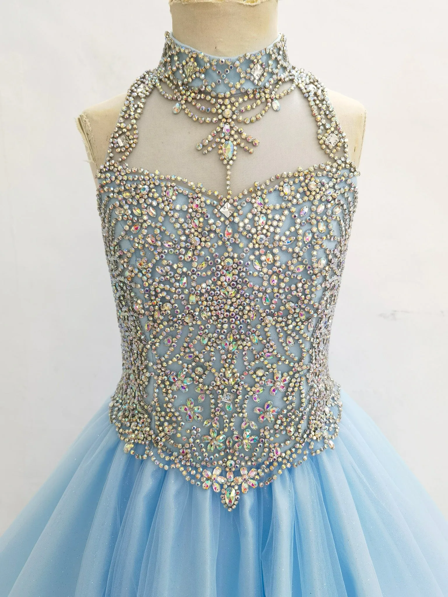 Halter Glitzy Beaded Bodice Exquisite Sky-blue Long Formal Gown