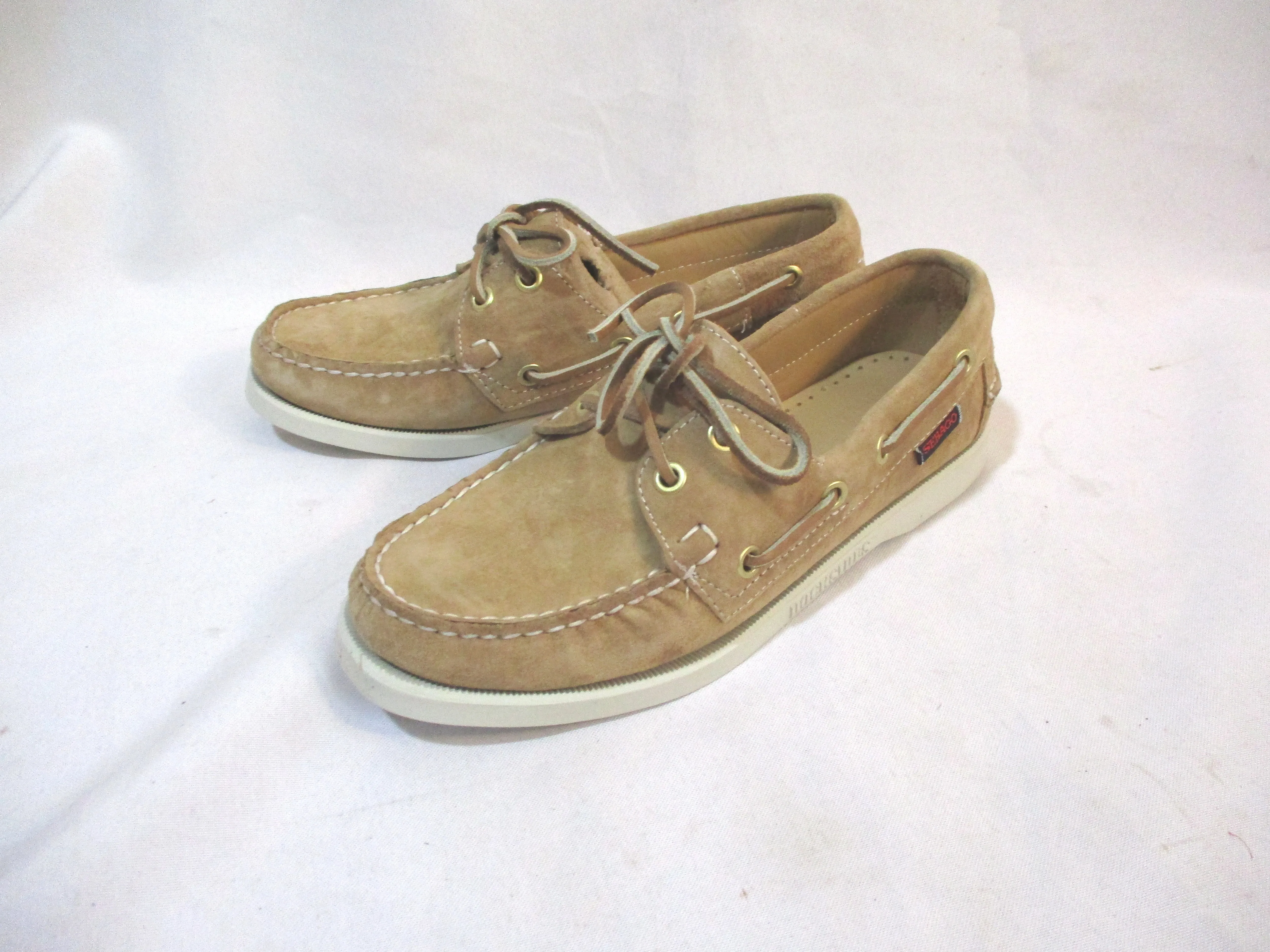 NEW SEBAGO DOCKSIDERS Mocs Boat Shoe Preppy SAND SUEDE 6