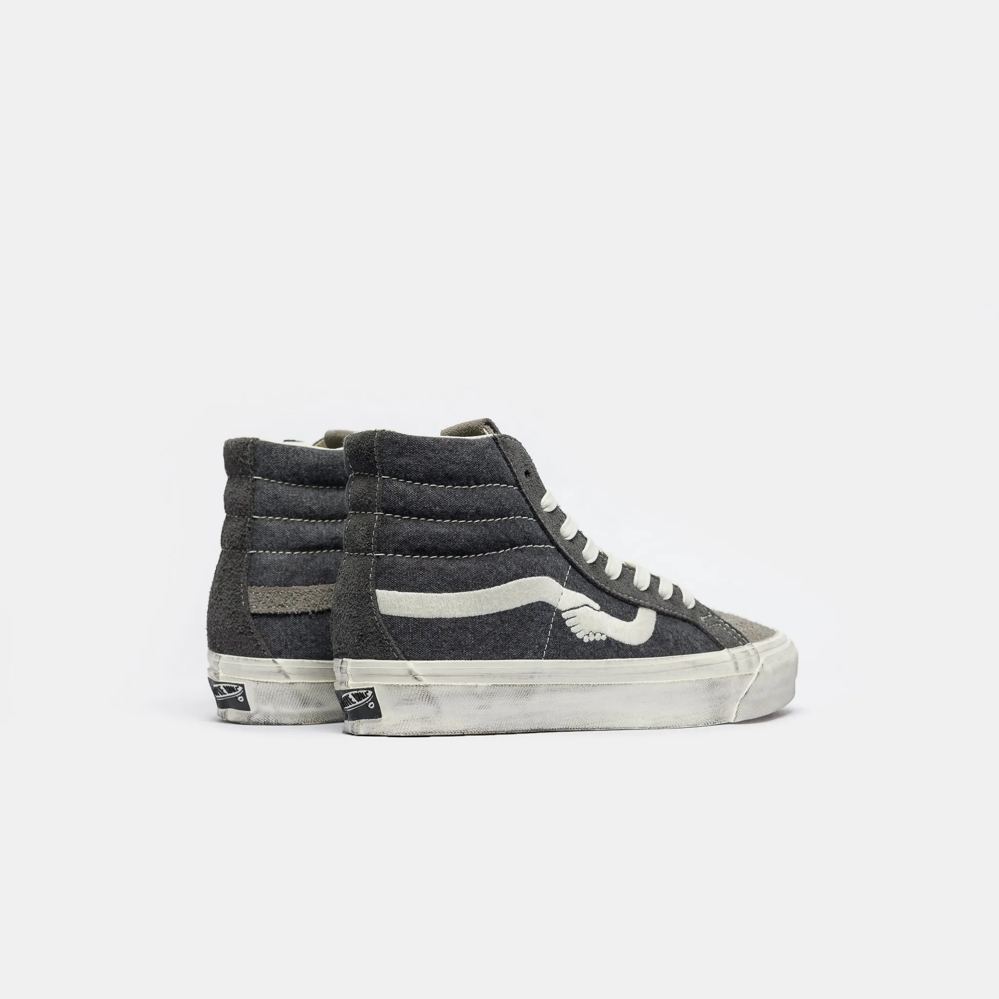 Notre LX Sk8-Hi Reissue 38 Sneaker in Raven