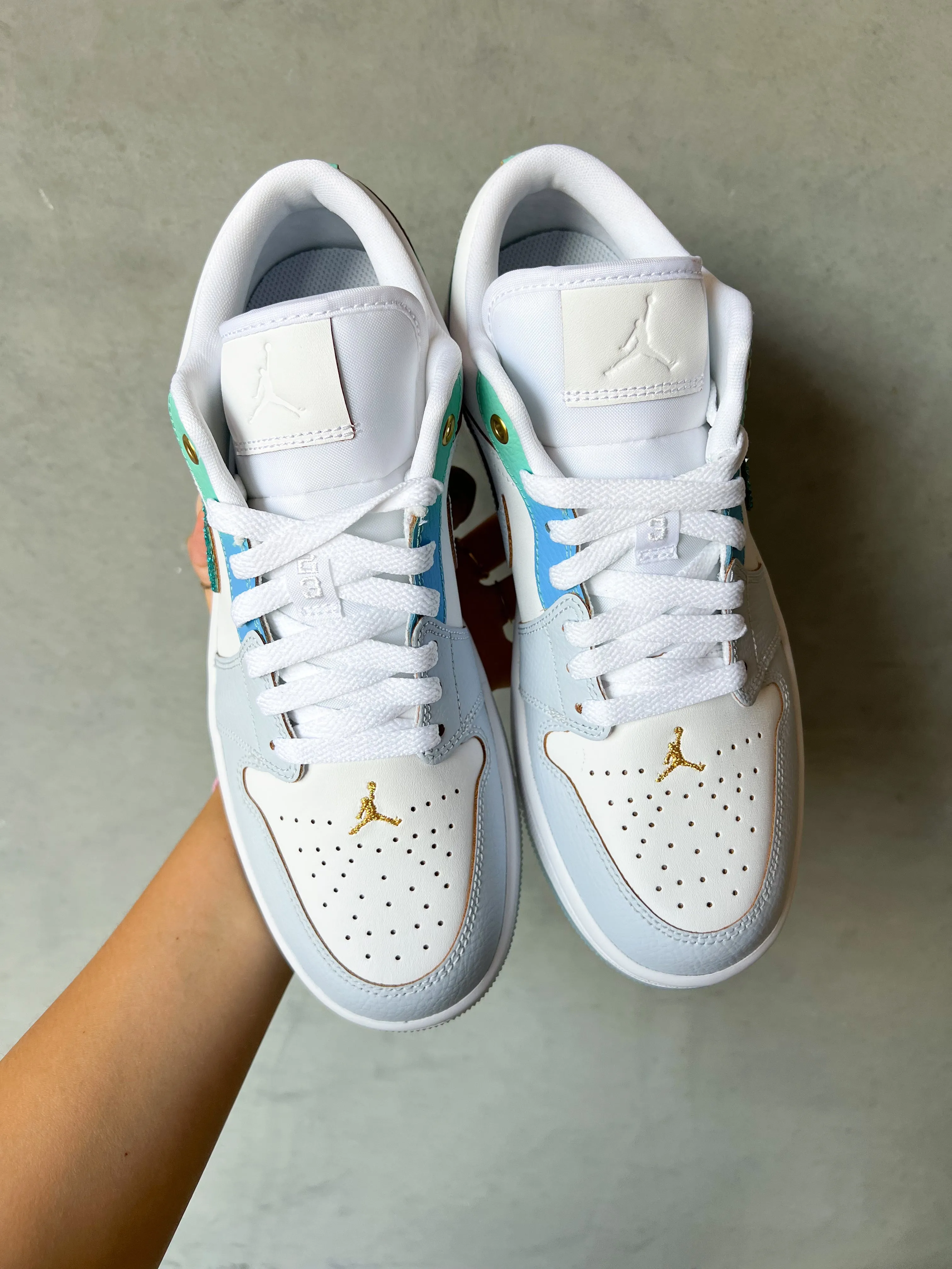 Special Edition Swarovski Women’s Air Jordan Retro 1 Low Shoes