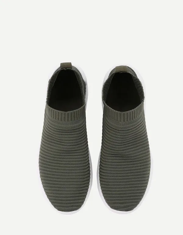 Top Slip On Velcro Sneakers