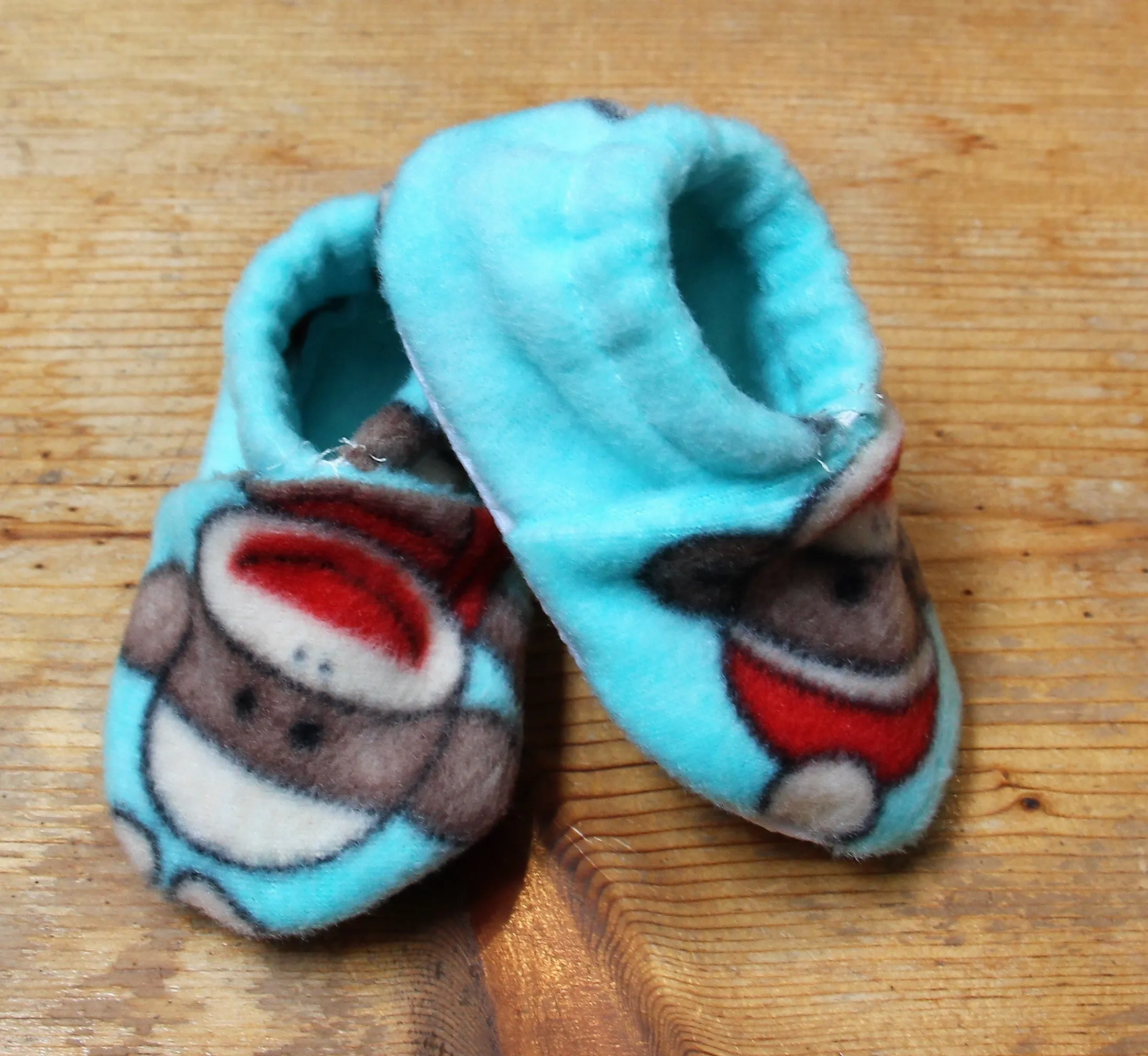 Wolfe Fleece Baby Booties