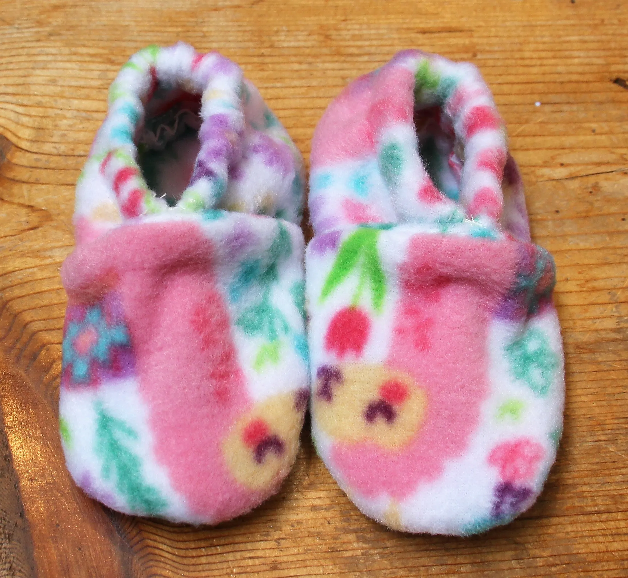 Wolfe Fleece Baby Booties