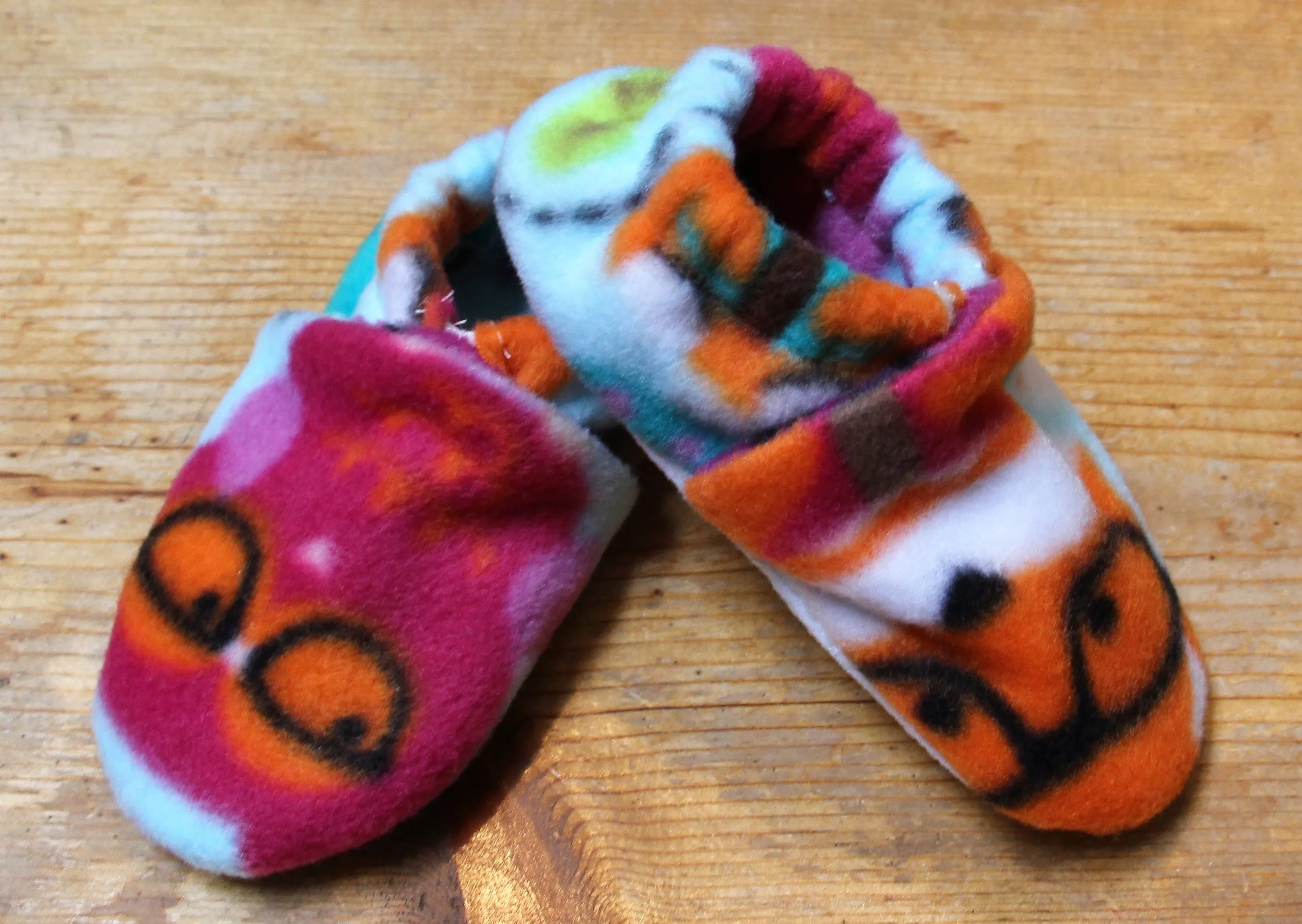 Wolfe Fleece Baby Booties