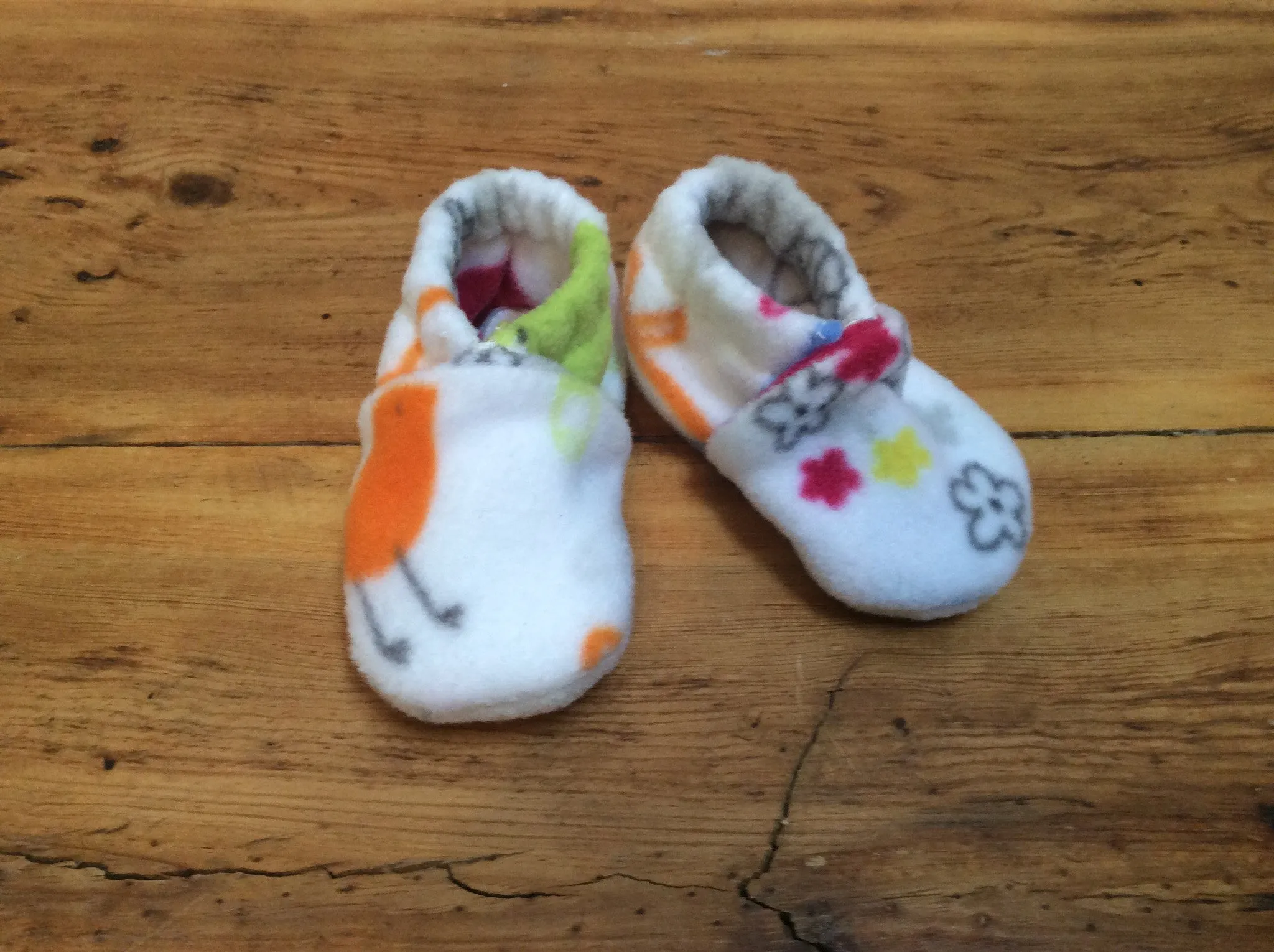 Wolfe Fleece Baby Booties